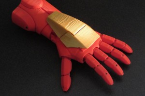 protesi mano iron man stampata in 3d